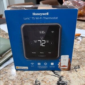 Honeywell Lyric T5 Wi-Fi Thermostat - Black